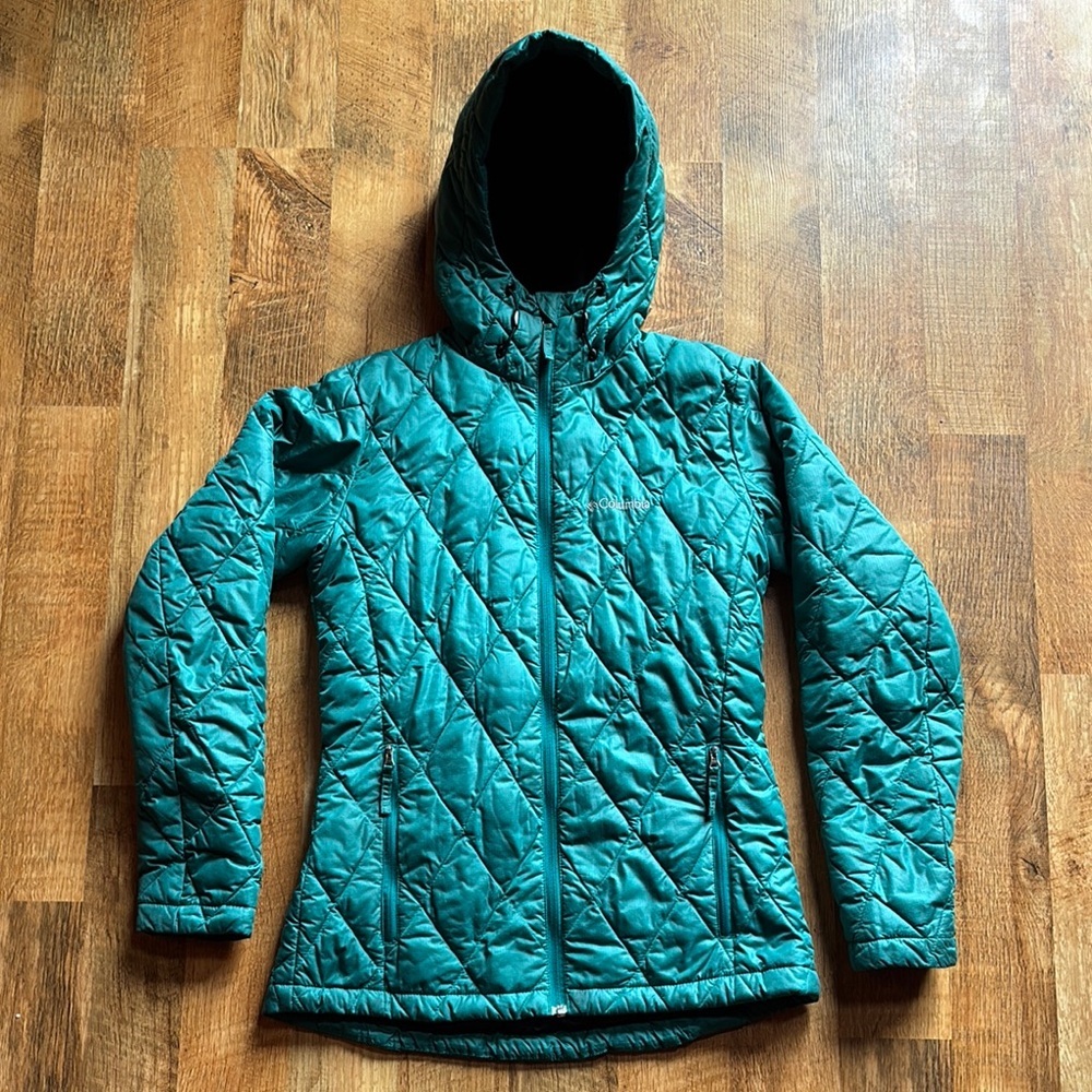 Columbia Teal Light Weight Puffer‎ Jacket with Hood and Quilted Design